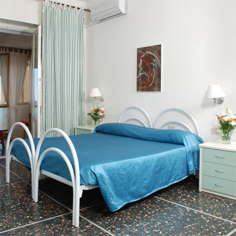 Hotel Giardino Al Mare Sestri Levante Szoba fotó